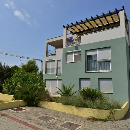 Rita Exclusive With Parking Zadar