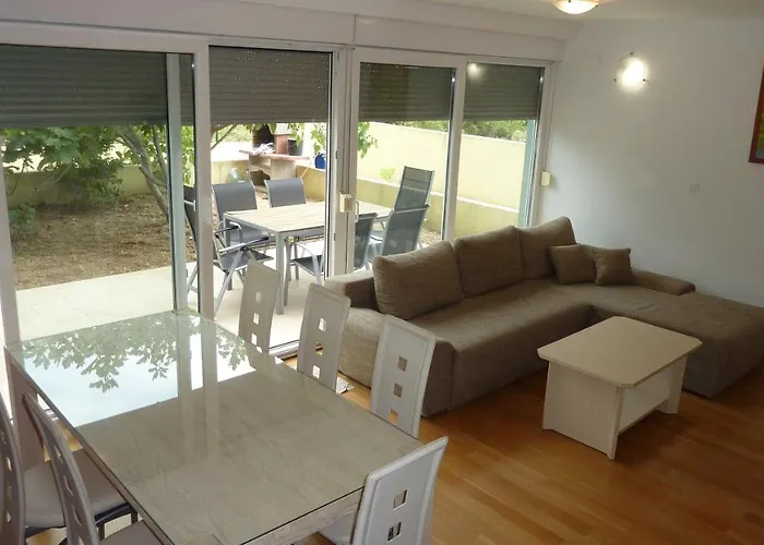 Rita Exclusive With Parking